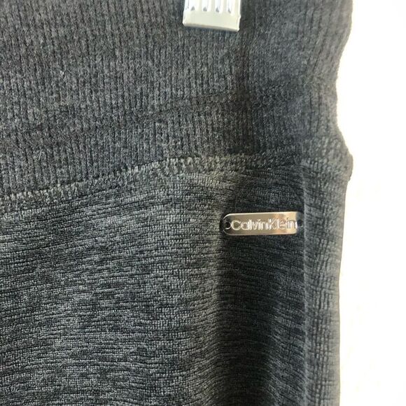 Calvin Klein Gray Velvet side line size M - Picture 5 of 9